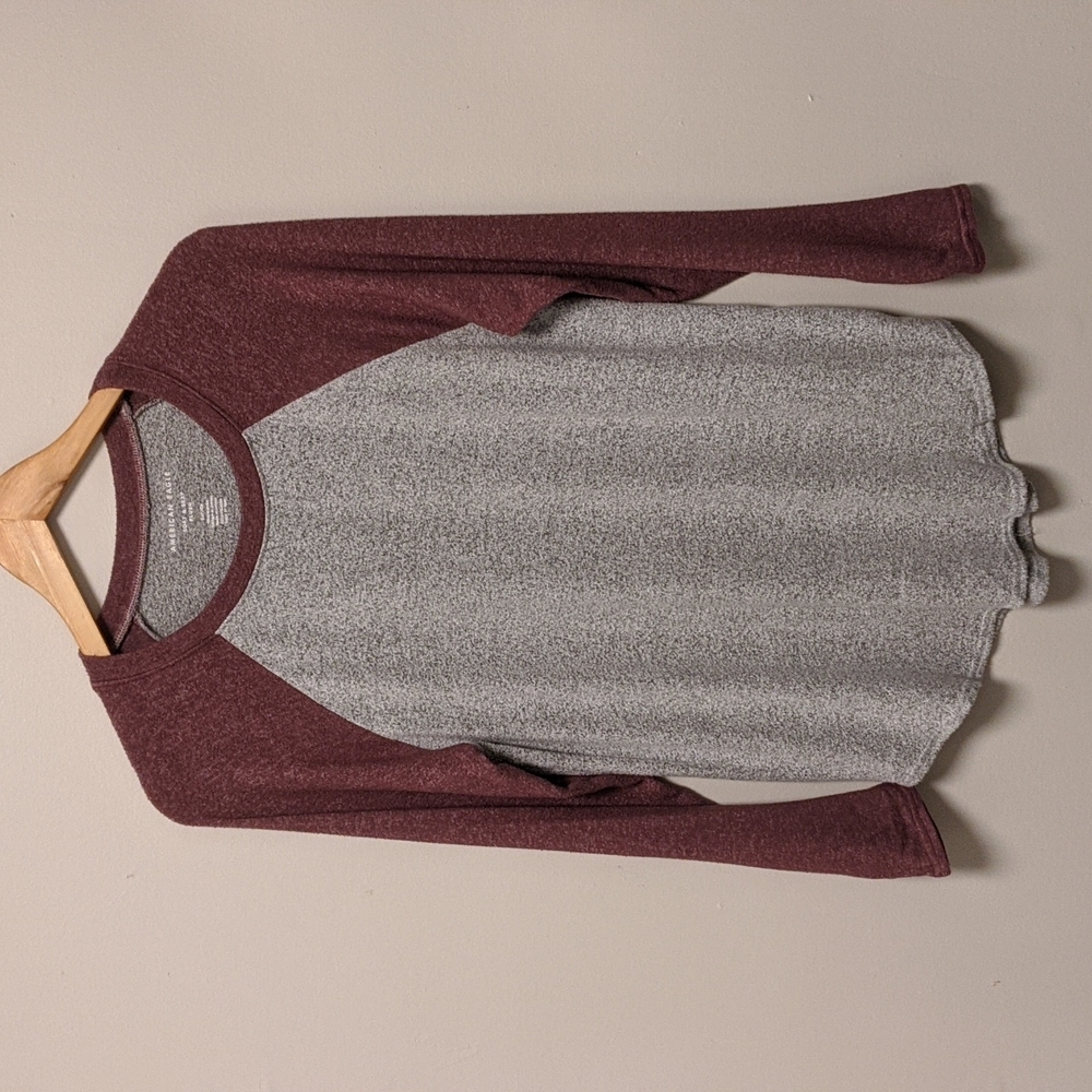 AE Women's Long Sleeve Tee